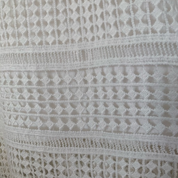 Timing Crotchet White Crop Tank - Picture 4 of 6